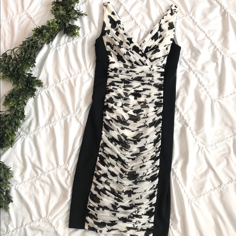 Black House | White Market Dress